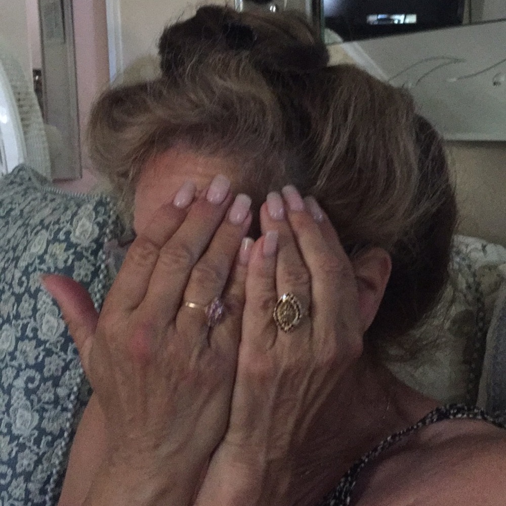 Meet your Posher, Laura